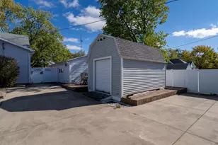 515 N Guthrie St, Gibson City, IL 60936 - Photo 28