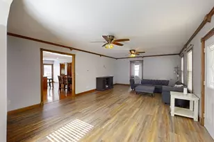 515 N Guthrie St, Gibson City, IL 60936 - Photo 6