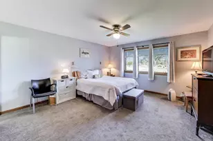 10524 Camelot St, Westchester, IL 60154 - Photo 16