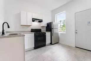 1657 S Central Park Ave, Chicago, IL 60623 - Photo 8