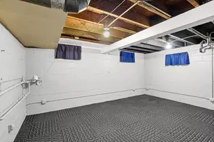 2201 Thornton Lansing Rd, Lansing, IL 60438 - Photo 20