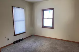 917 Johnson St, Streator, IL 61364 - Photo 12