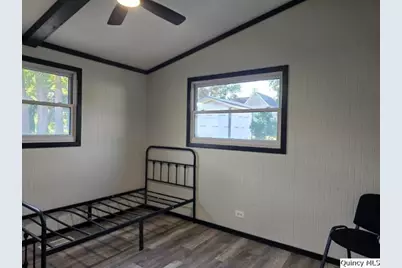 105 N 3rd Street, La Harpe, IL 61450 - Photo 12