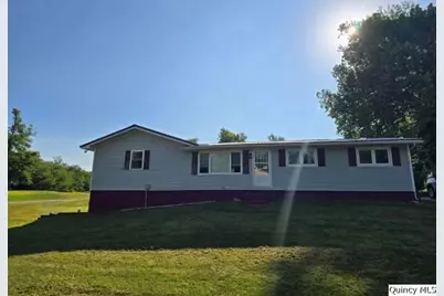 105 N 3rd Street, La Harpe, IL 61450 - Photo 30