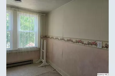 417 N Washington Street, Carthage, IL 62321 - Photo 18