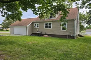 417 N Washington St, Carthage, IL 62321 - Photo 30