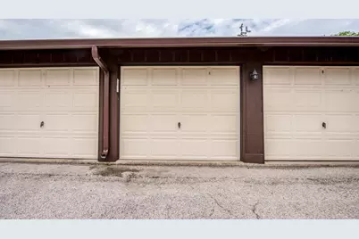 47 W Pier Drive #102, Westmont, IL 60559 - Photo 30