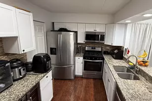 47 W Pier Dr, Westmont, IL 60559 - Photo 36