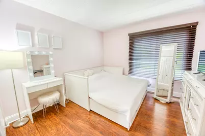 47 W Pier Drive #102, Westmont, IL 60559 - Photo 12