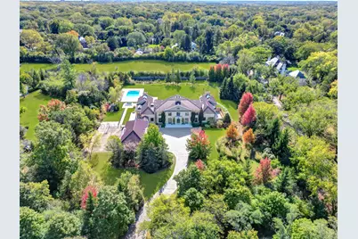 261 E Onwentsia Road, Lake Forest, IL 60045 - Photo 1