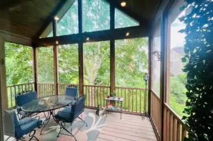 4 Greenbrier Ct, Lake in the Hills, IL 60156 - Photo 14