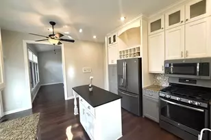 4 Greenbrier Ct, Lake in the Hills, IL 60156 - Photo 12