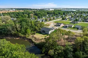 4137 Waters Edge Dr, Belvidere, IL 61008 - Photo 38