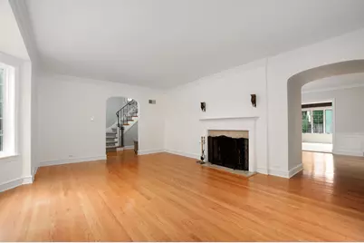 9445 Avers Avenue, Evanston, IL 60203 - Photo 6