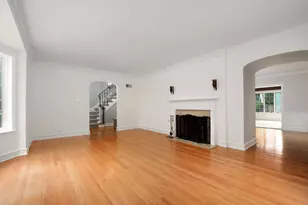 9445 Avers Ave, Evanston, IL 60203 - Photo 6