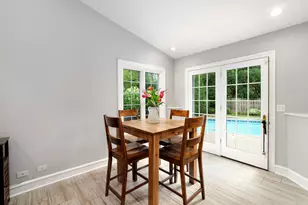 9445 Avers Ave, Evanston, IL 60203 - Photo 12