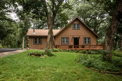 304 Wild Cherry Drive, Dixon, IL 61021 - Photo 2