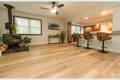 304 Wild Cherry Drive, Dixon, IL 61021 - Photo 20