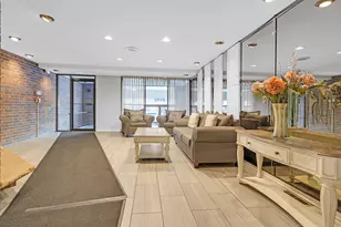 9240 Gross Point Rd, Skokie, IL 60077 - Photo 20