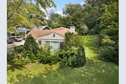 6295 Woodward Avenue, Downers Grove, IL 60516 - Photo 2