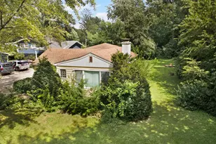 6295 Woodward Ave, Downers Grove, IL 60516 - Photo 2