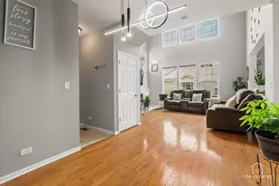 2039 Muirfield Dr, Yorkville, IL 60560 - Photo 8