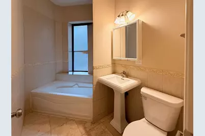 1534 E Marquette Road, Chicago, IL 60637 - Photo 16