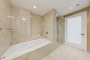 130 N Garland Ct, Chicago, IL 60602 - Photo 20