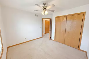 12432 Barberry Dr, Winnebago, IL 61088 - Photo 16