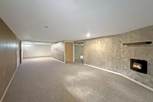 12432 Barberry Dr, Winnebago, IL 61088 - Photo 22