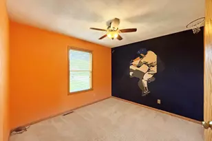 12432 Barberry Dr, Winnebago, IL 61088 - Photo 20