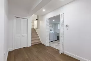 8461 Gross Point Rd, Skokie, IL 60077 - Photo 28