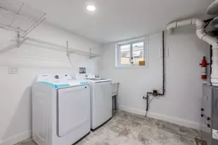 8461 Gross Point Rd, Skokie, IL 60077 - Photo 30