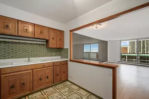 5855 N Sheridan Rd, Chicago, IL 60660 - Photo 10