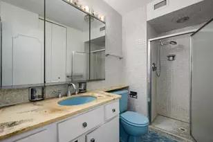5855 N Sheridan Rd, Chicago, IL 60660 - Photo 12