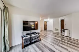 3412 Donovan Dr, Crete, IL 60417 - Photo 4