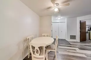 3412 Donovan Dr, Crete, IL 60417 - Photo 6