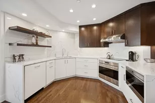 950 N Michigan Ave, Chicago, IL 60611 - Photo 14