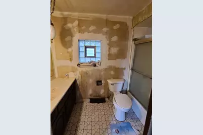 616 Ingraham Avenue, Calumet City, IL 60409 - Photo 4