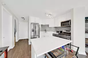 545 N Dearborn St, Chicago, IL 60654 - Photo 4