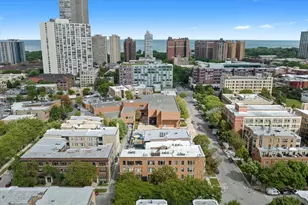 3901 N Fremont St, Chicago, IL 60613 - Photo 22