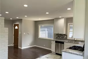 4642 S Hawthorne Ave, Lyons, IL 60534 - Photo 8