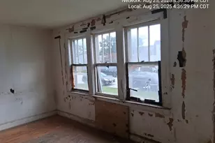 2654 W 98th Pl, Evergreen Park, IL 60805 - Photo 12