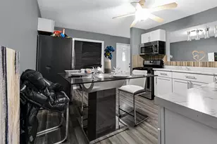 13249 S Vernon Ave, Chicago, IL 60827 - Photo 8