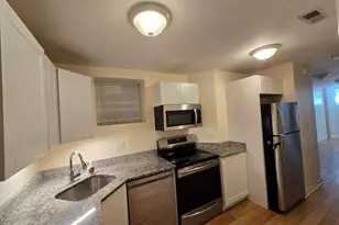 6339 S Eberhart Ave, Chicago, IL 60637 - Photo 2