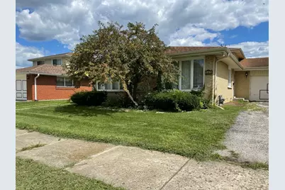 307 S Walnut Street, Glenwood, IL 60425 - Photo 2