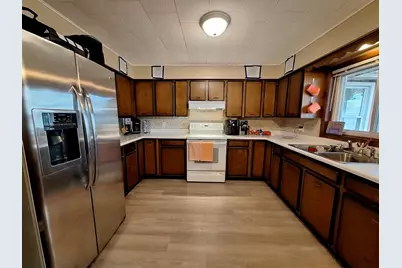 200 N Oregon Street, Troy Grove, IL 61372 - Photo 14