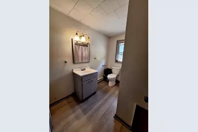 200 N Oregon Street, Troy Grove, IL 61372 - Photo 8