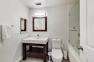 1301 W Madison St, Chicago, IL 60607 - Photo 14