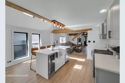 193 Lake Court, Crystal Lake, IL 60014 - Photo 6